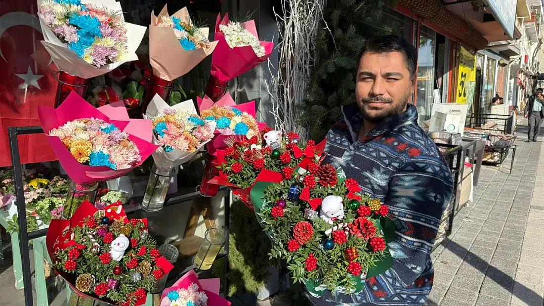 Fethiye’de yılbaşı geleneği: ‘Kokina Çiçeği’ şans ve dekorasyonun simgesi