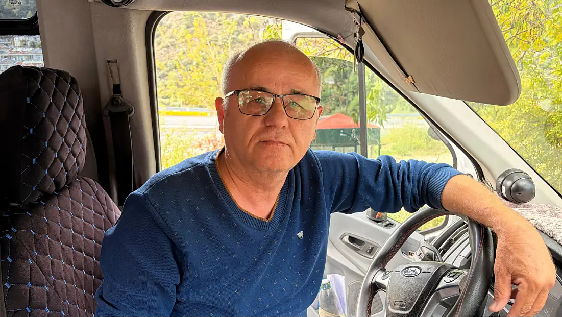 Fethiye’nin ‘Şekerli Abi’si: Dolmuş Şoförü Özay Yalçın’dan 4 yıldır bitmeyen ikram geleneği