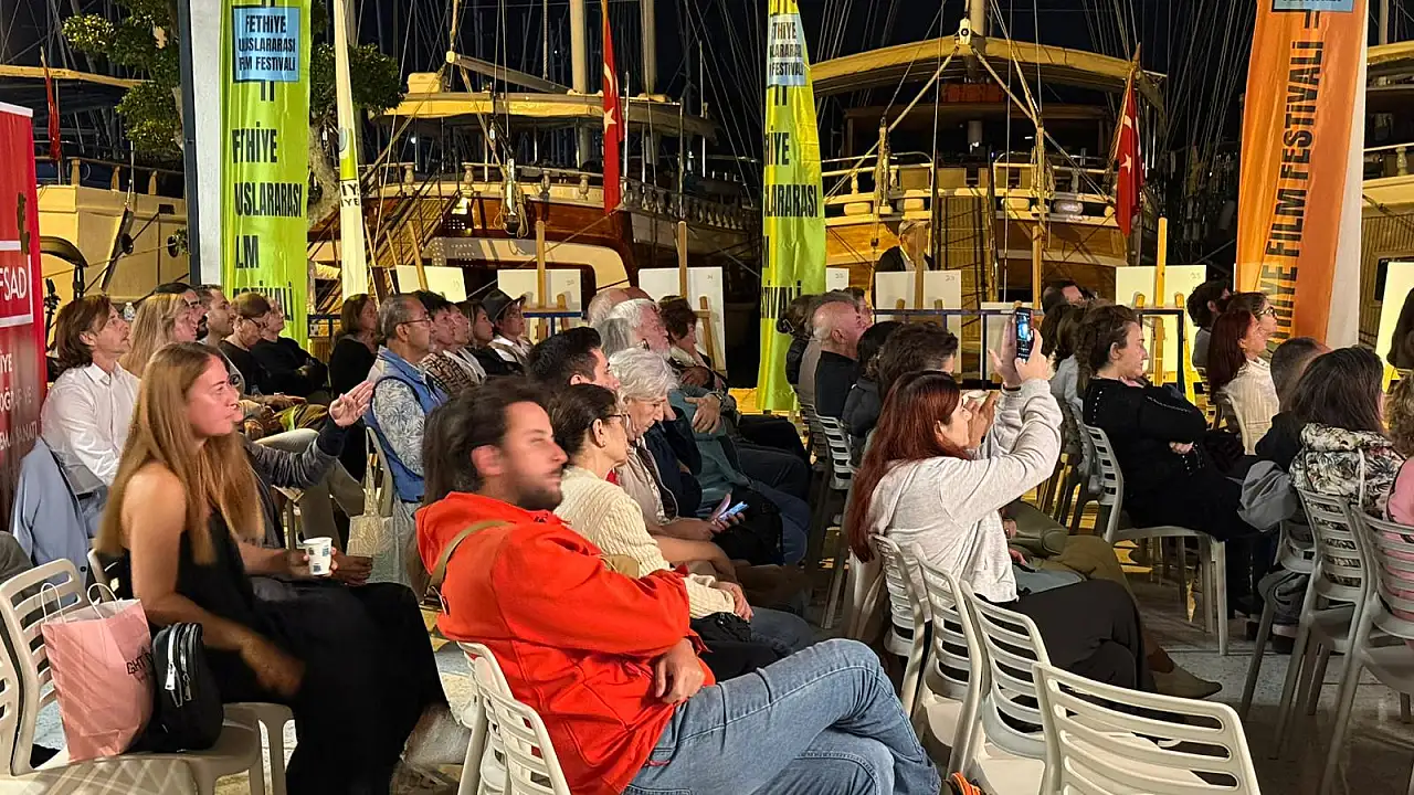 Film Festivali'nde Açılış Filmi 'Mukadderat' Gösterildi