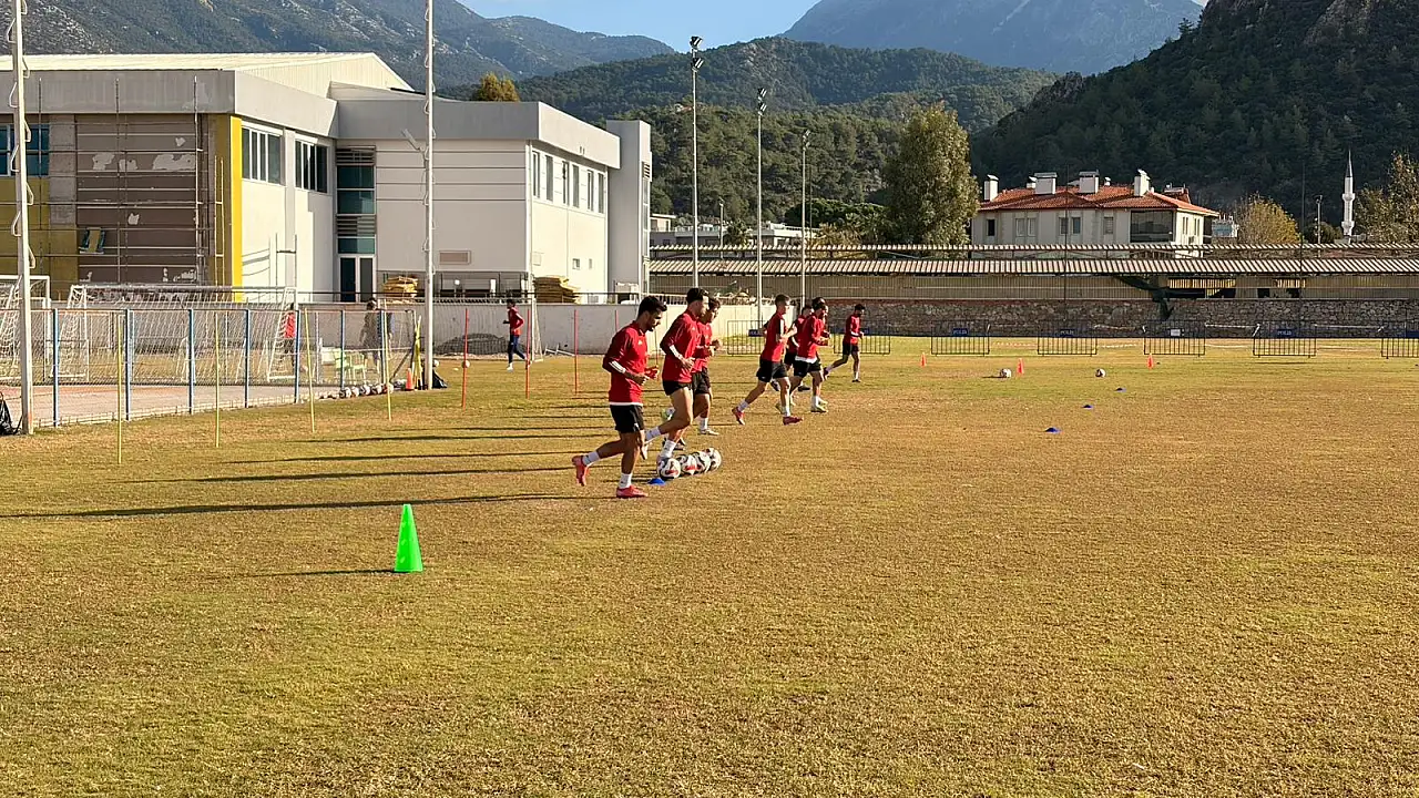 Fethiyespor'da Sait Karafırtınalar ile ilk antrenman