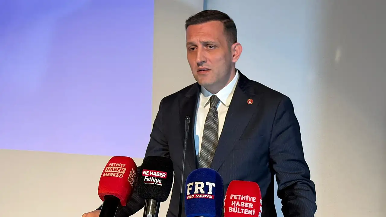 Fethiye'de 'Üniversitelilere siber dolandırıcılık uyarısı'