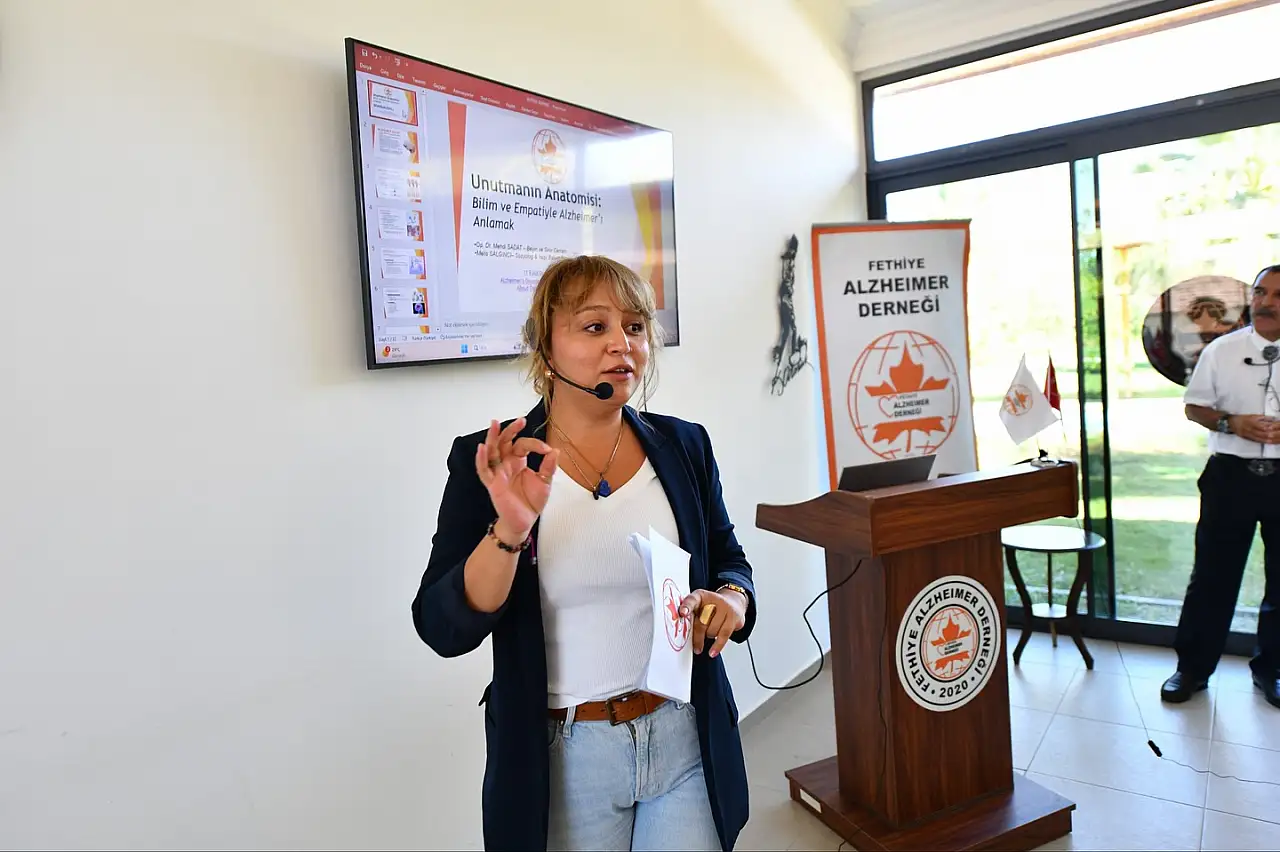 Alzheimer İçin Bilim ve Empati Buluşması