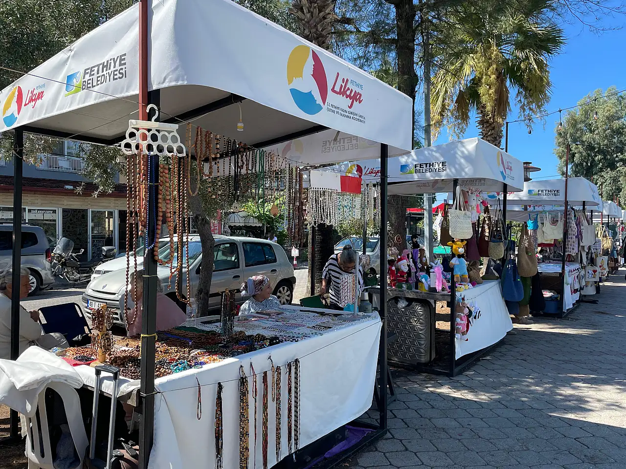 El Emeği Ürünler Tezgahlarda