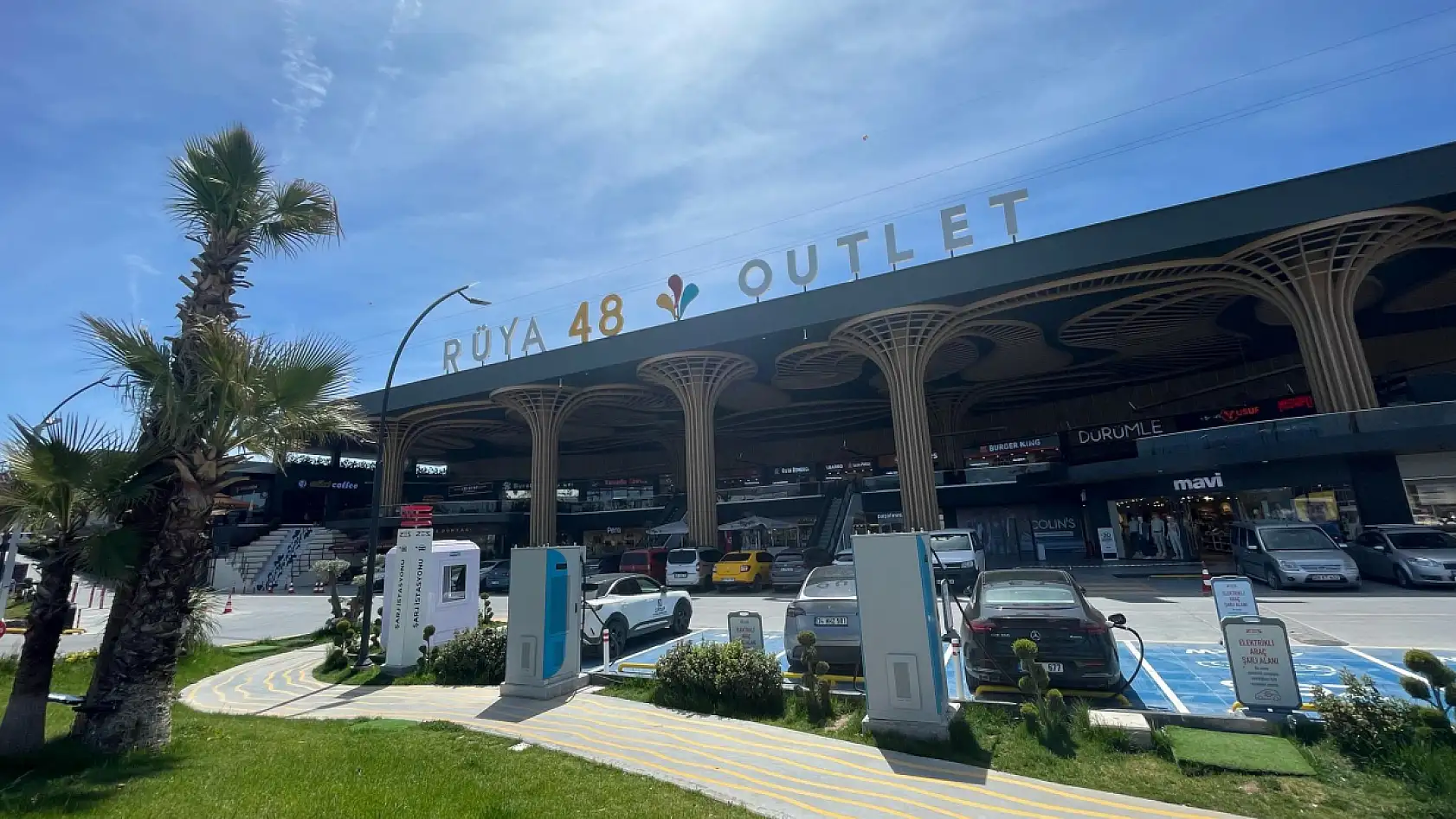 Muğla'nın Yeni Alışveriş Merkezi Rüya 48 Outlet Kaliteli Hizmetiyle Öne Çıkıyor