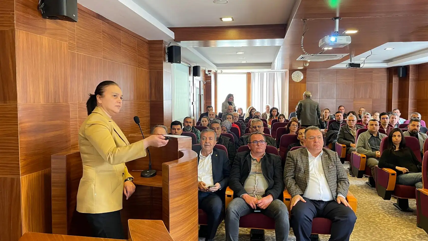 Fethiye'de güncel istihdam teşvikleri işverenlere aktarıldı