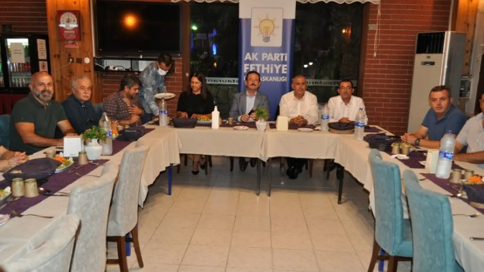 Ak Parti Fethiye ilçe yönetimi 1. Yılını kutladı