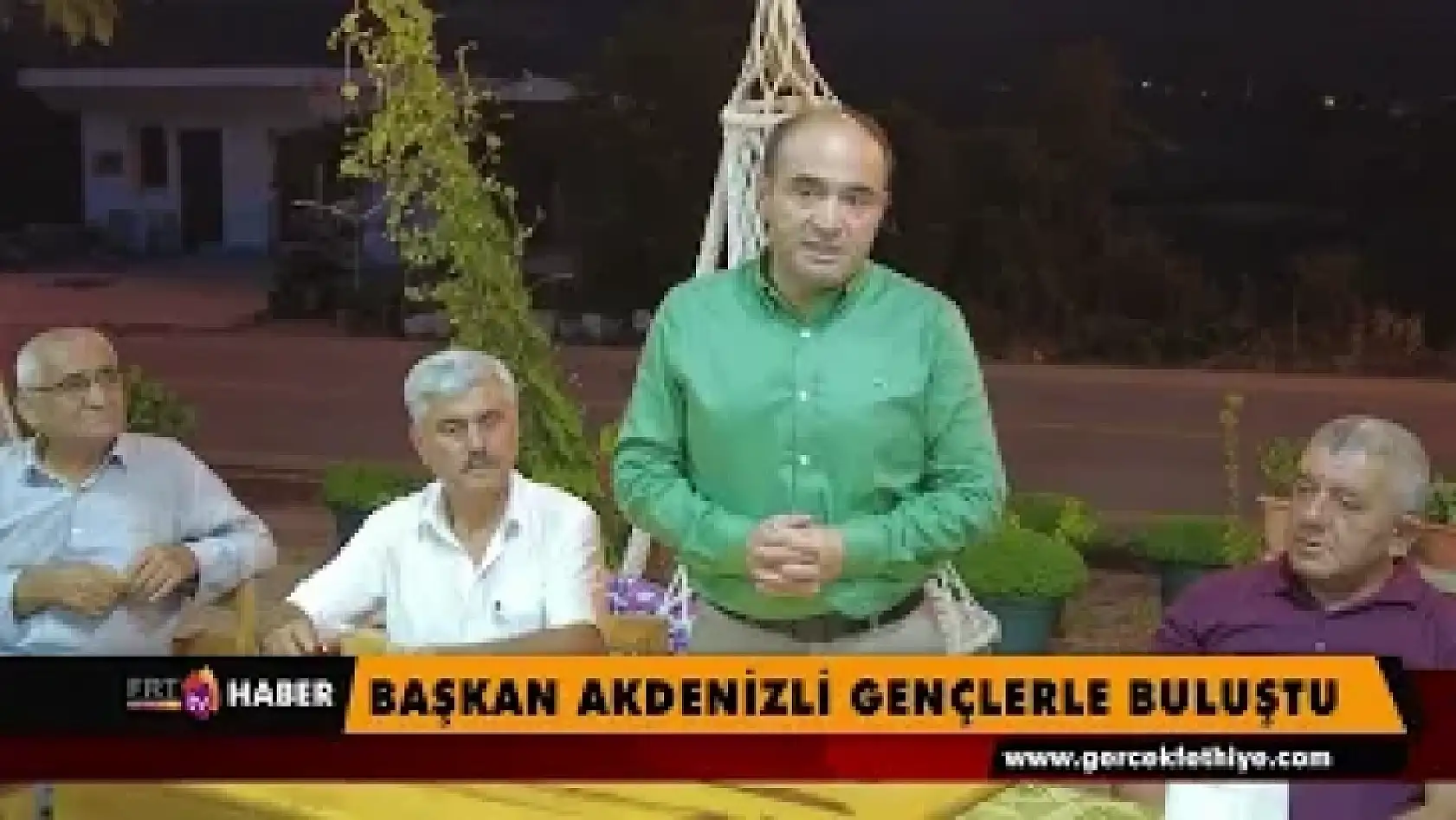 Başkan Akdenizli Gençlerle Buluştu