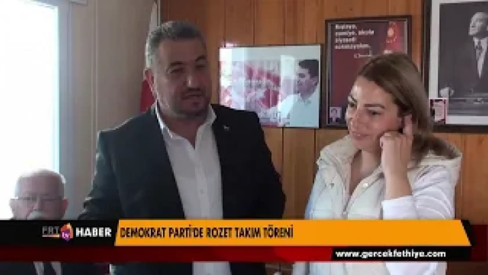 DEMOKRAT PARTİ'DE ROZET TAKIM TÖRENİ
