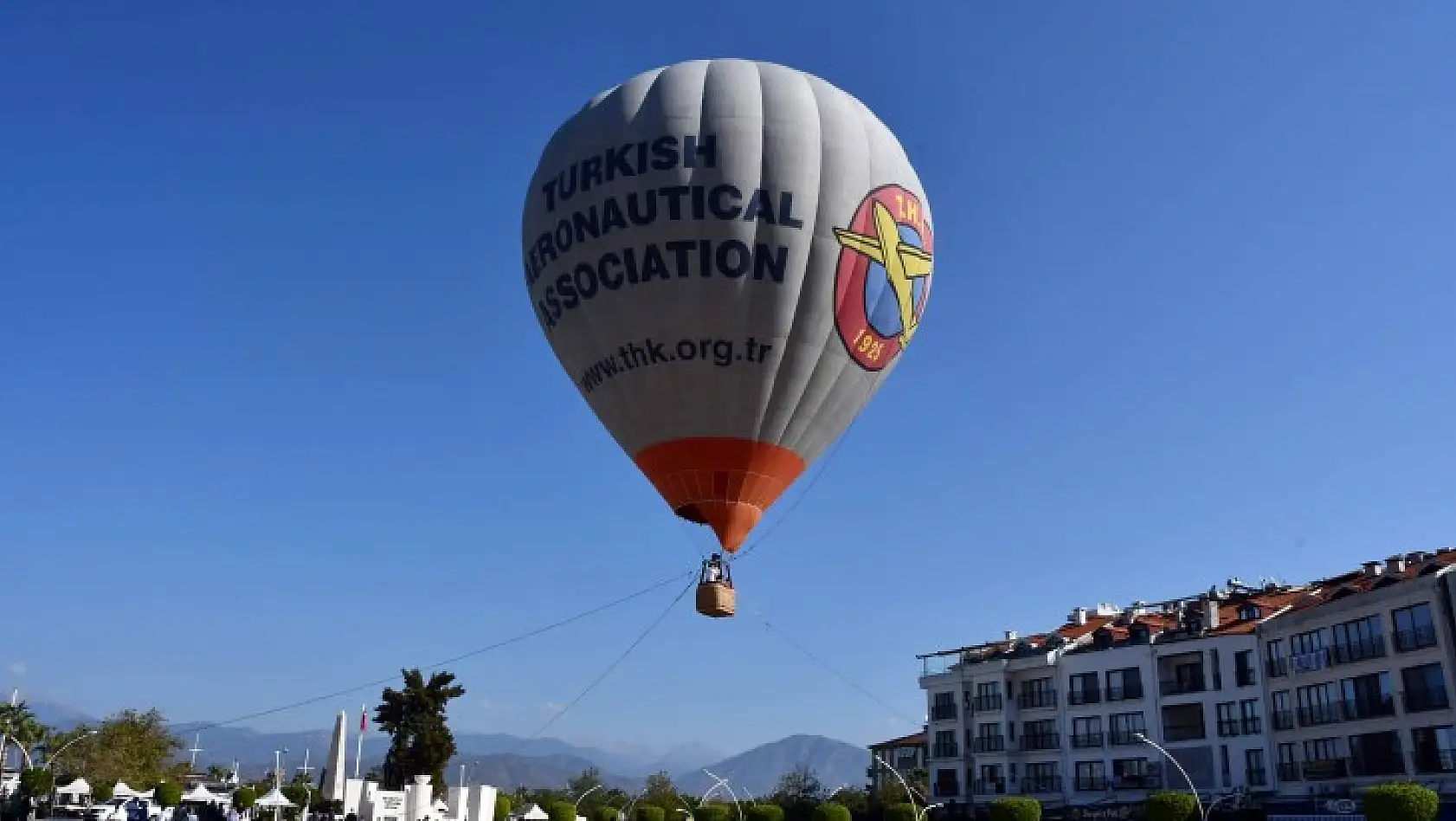 THK paramotorları Fethiye semalarında