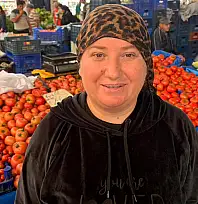 Esnaf Arife Acu, 'Fiyatlar orta gelirliyi de zorluyor'