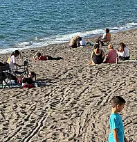 Fethiye Çalış'ta yazdan kalma günler devam ediyor
