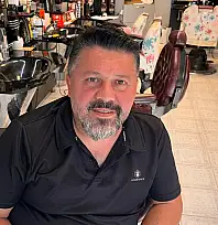 Fethiye'de Erkek Kuaförü Alagöz sezonu değerlendirdi