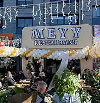 Fethiye'de Meyy Restaurant yoğun katılımla açıldı