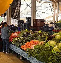 Önce çiftçi kazanacak ki, herkes kazansın