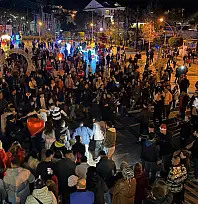Yılbaşı Fethiye Beşkaza Meydanı'nda Coşkuyla Karşılandı