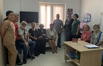 FETAV, Fethiye Devlet Hastanesi Onkoloji Kliniği'ne bilgisayar bağışı yaptı