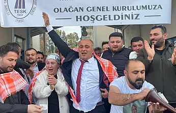 Fethiye'de başkanlık sonrası pazar esnafından Halil Ayat'a tebrik mesajları