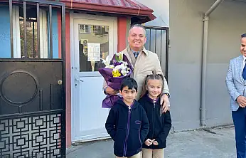 Fethiye'de karne töreni Vali Recai Güreli İlkokulu'nda gerçekleştirildi