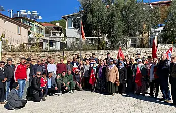 Fethiye'nin Kızılbel Mahallesi'nde 29 Ekim Coşkusu
