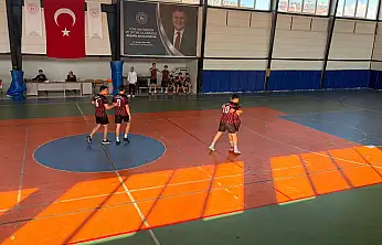 Futsal Turnuvasında 18 okul mücadele ediyor