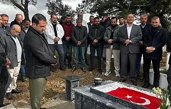 Merhum Cengiz Çay kabri başında anıldı, lokma hayrı yapıldı