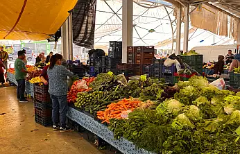Önce çiftçi kazanacak ki, herkes kazansın