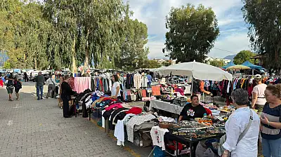 Fethiye'de ikinci el pazarında satışlar Günlükbaşıspor yararına