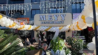 Fethiye'de Meyy Restaurant yoğun katılımla açıldı