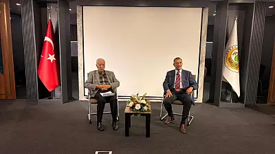 Fethiye'de 'Türkiye'nin Dış Politikası' Söyleşisi Yoğun İlgiyle Gerçekleşti