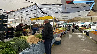 Patlangıç Perşembe Pazarı'nda güncel fiyatlar