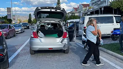 Sahil Bandı'nda maddi hasarlı kaza