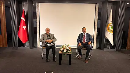 Fethiye'de 'Türkiye'nin Dış Politikası' Söyleşisi Yoğun İlgiyle Gerçekleşti