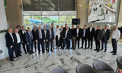 Başkan Uysal, Antalya'da sektörün nabzını tuttu