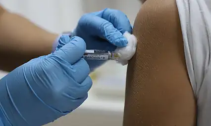 Büyükşehir'den Kadın Sağlığına Destek: Ücretsiz HPV Aşısı Başvuruları Başladı