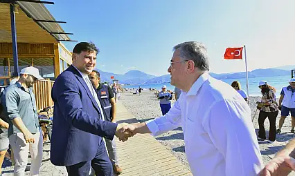 Fethiye Çalış Plajı'nda Temizlik Çalışması