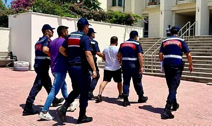 Muğla'da Göçmen Kaçakçılığından 20 Şahıs Tutuklandı