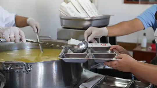 Menteşe Belediyesinden Özel Öğrencilere Ücretsiz Yemek