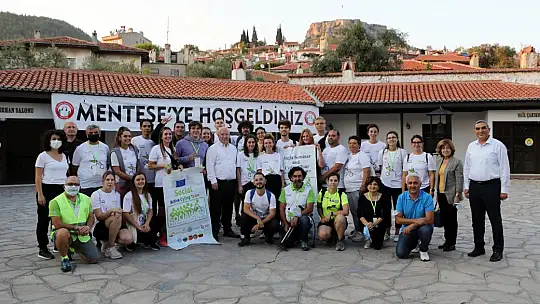 Avrupalı Bisikletçiler, Menteşe'de Zeybek Oynadı