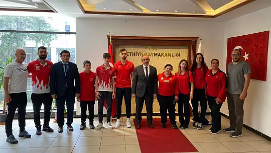 Milli sporcular Kaymakam Karaman'ı ziyaret etti