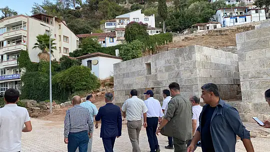 VALİ TAVLI, TELMESSOS ANTİK TİYATROSUNDA İNCELEME YAPTI