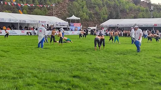 Yağlı Güreş Etkinliği Başladı