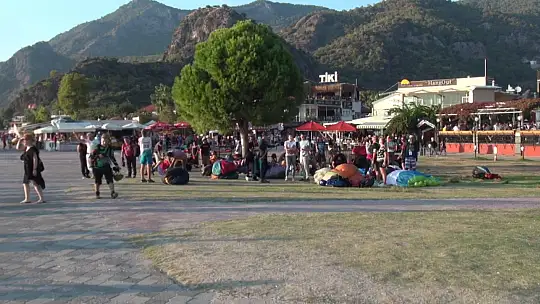 Festivale açılış kokteyli