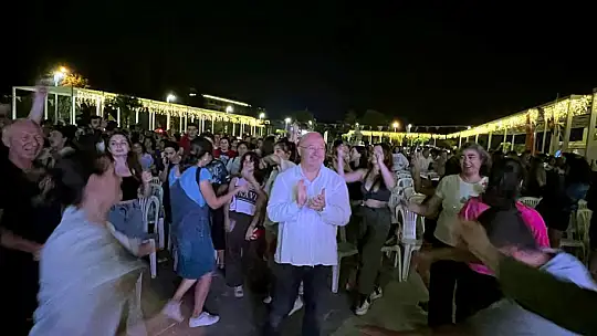 Final Heyecanı Menteşe Kent Meydanı'nda Yaşandı