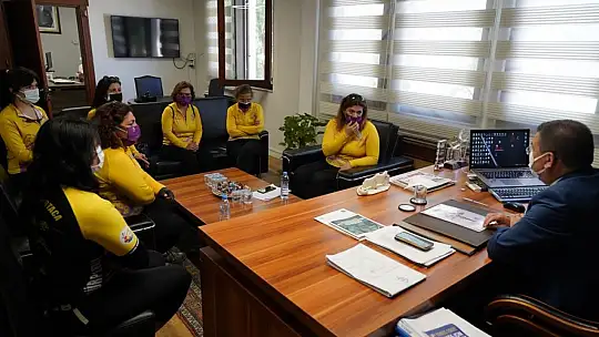 Türkiye'nin ilk Kadın Bisiklet Festivalini gerçekleştiren derneğinden başkana ziyaret