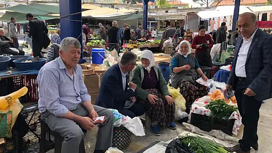 Milletvekili Adayı Yiğit, Semt Pazarını Ziyaret Etti