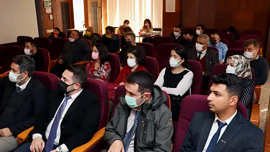 Genç Girişimciler Bilgilendirildi