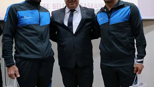 Başkan Gümüş 'Antrenörler Sporun Olmazsa Olmazıdır'