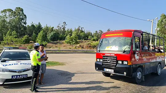 Trafik Polislerinden Safari Araç Denetimleri Devam Ediyor