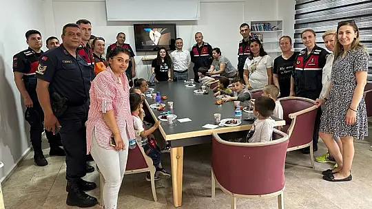 GİGA, Özel Çocuklara Sanatın Kapılarını Araladı 