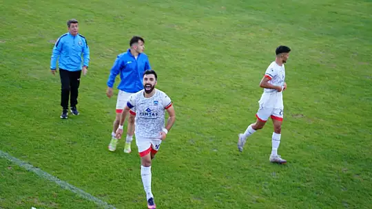 Seydikemerspor Marmaris Belediyespor'u 2-1 mağlup etti